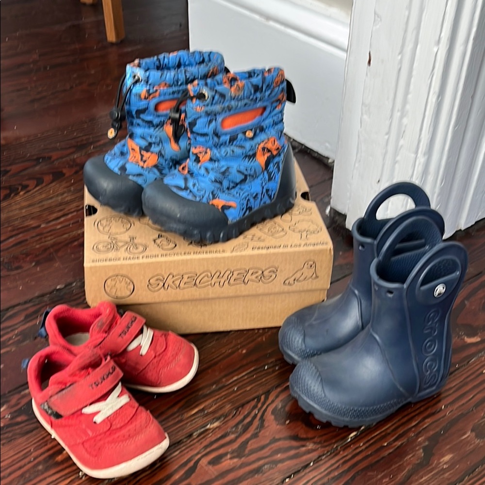 Bundle- year 1/ size 7 - Picture 1 of 10